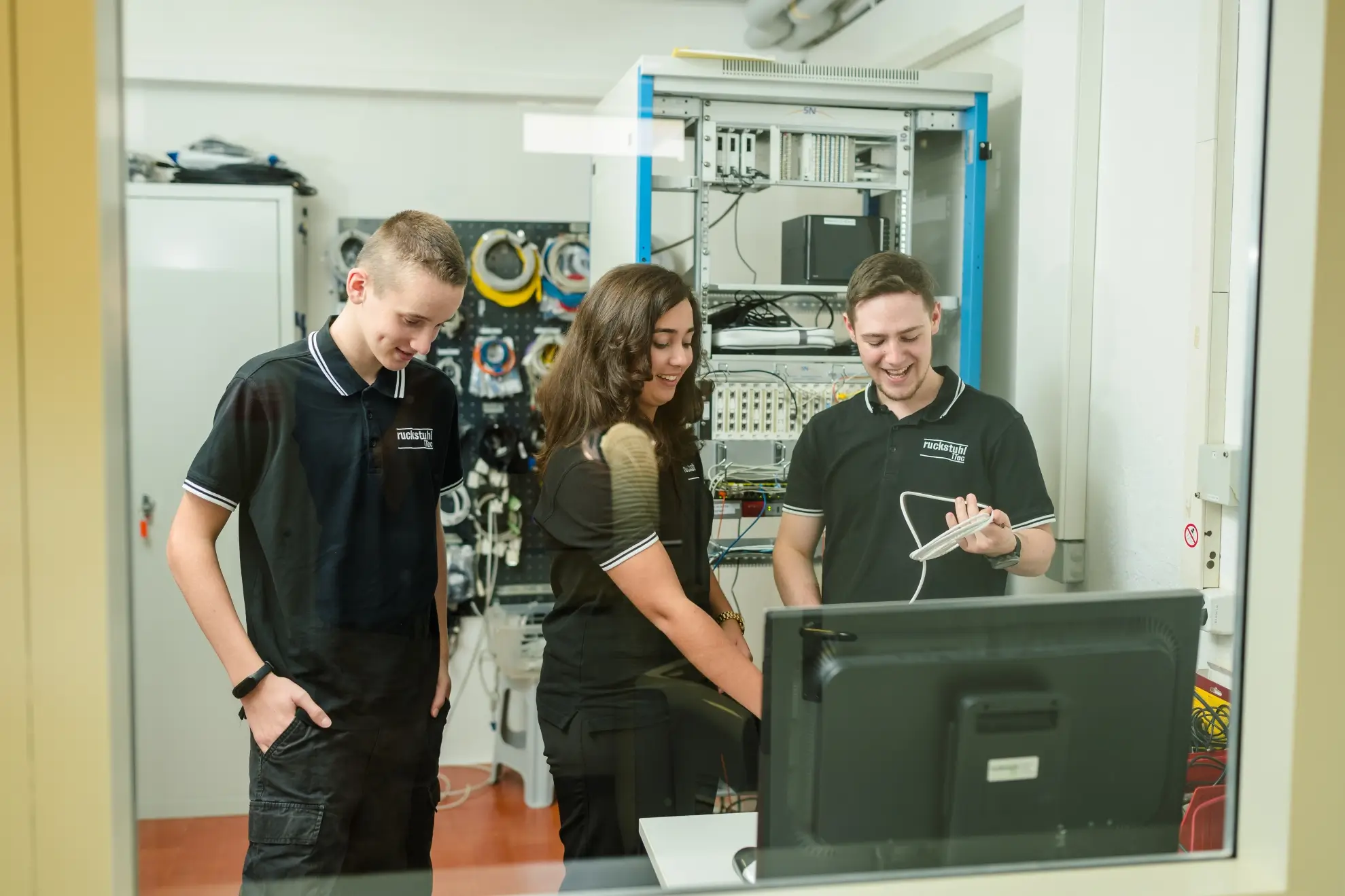 Eingangstüre der Ruckstuhl iTec AG